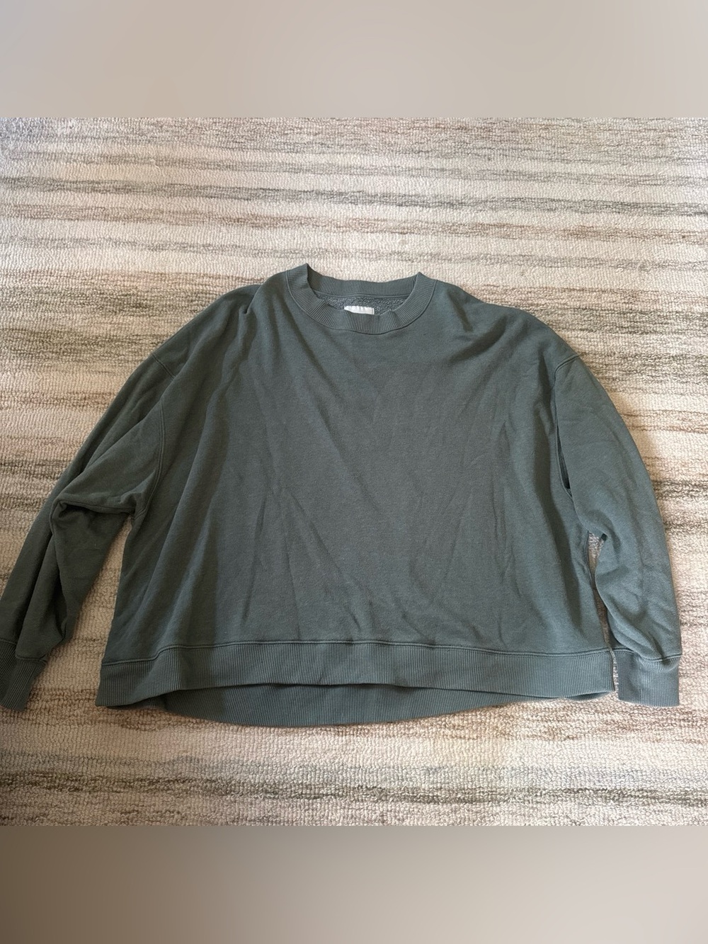 American Eagle Outfitters Olive Green Crewneck Pullover